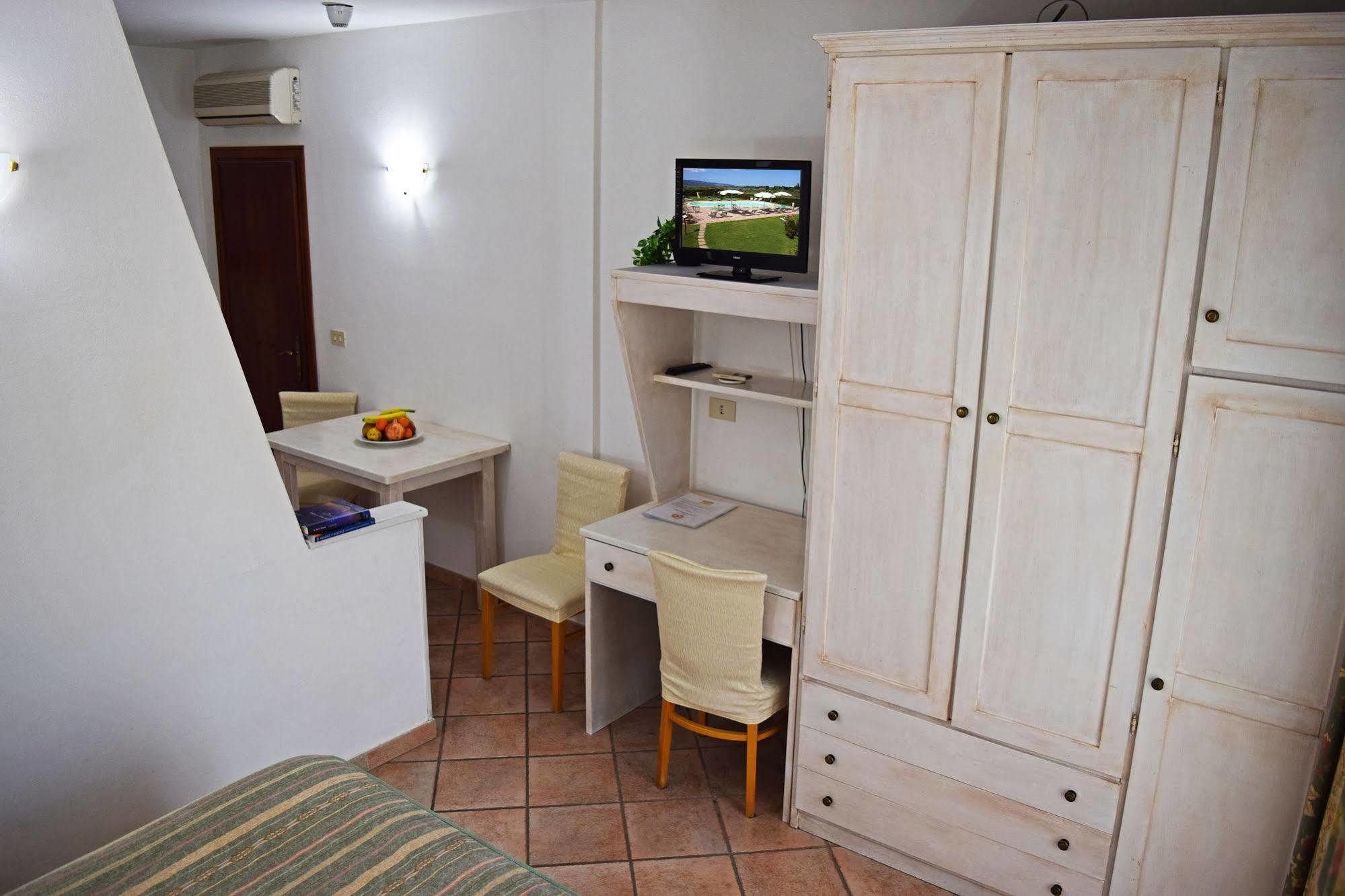 Tris Hotel Ορμπετέλλο Εξωτερικό φωτογραφία