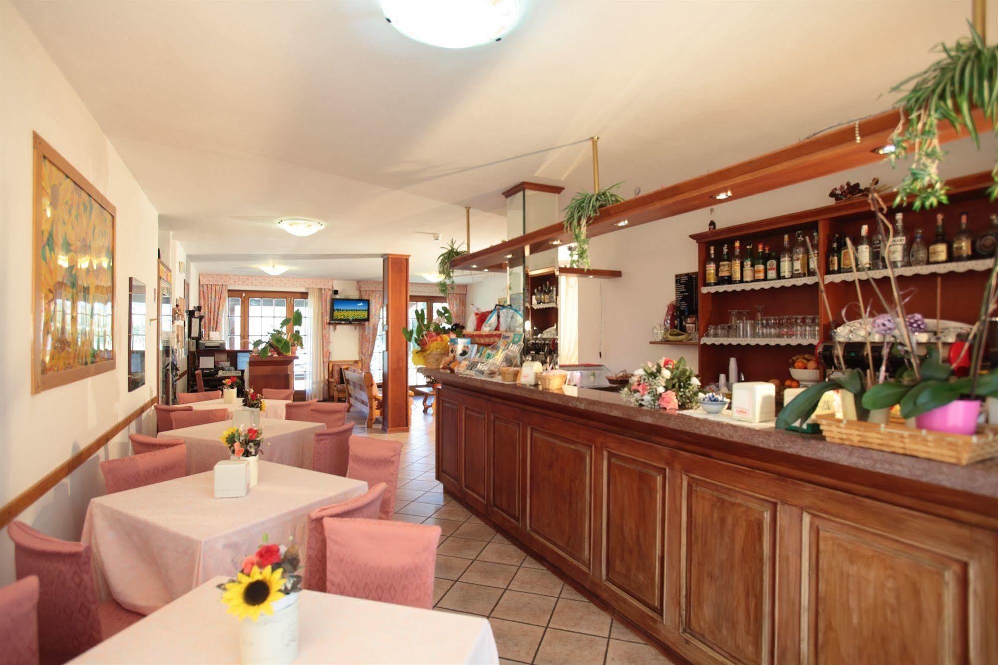 Tris Hotel Ορμπετέλλο Εξωτερικό φωτογραφία